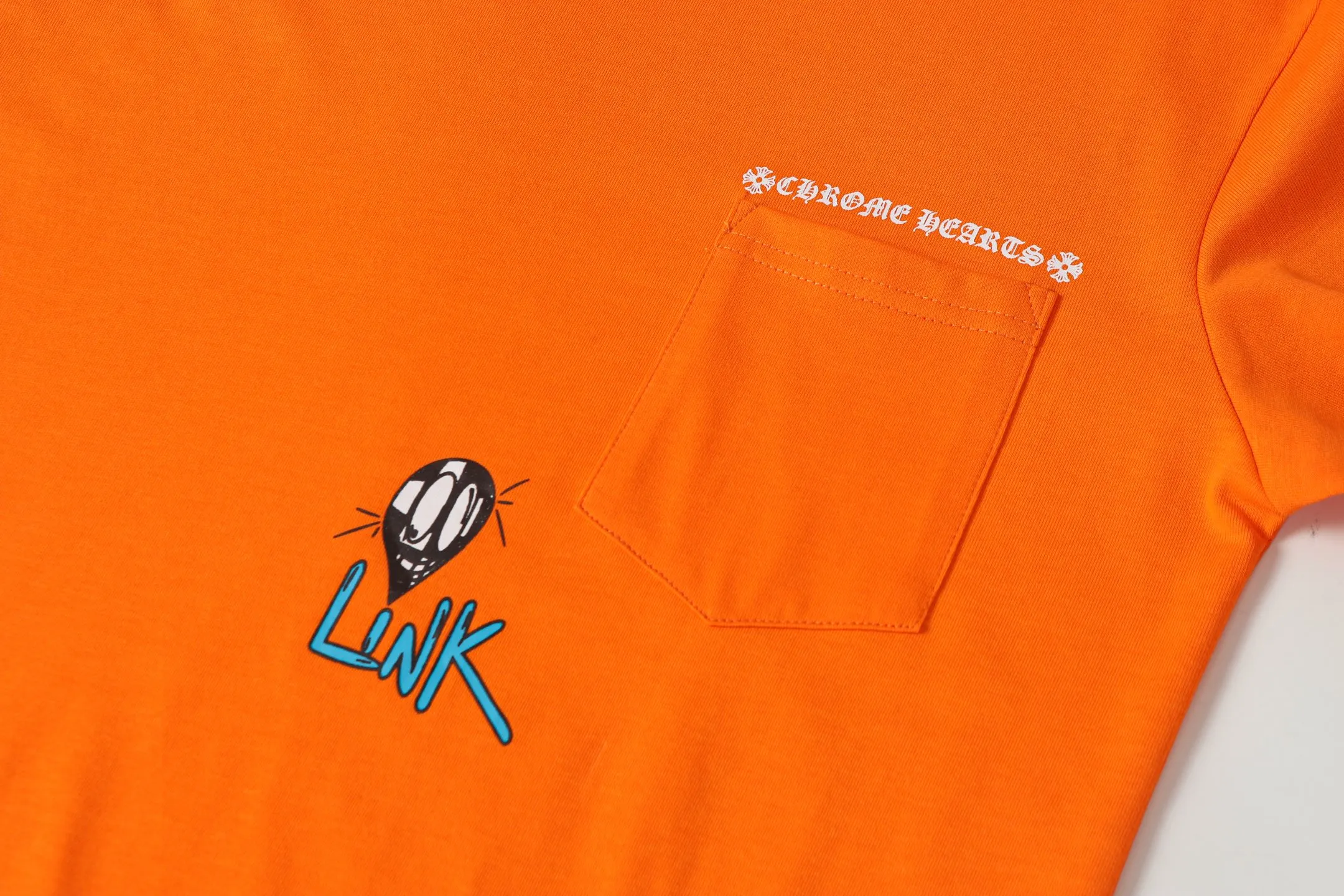 P160 Cross-border model. Those who pursue quality should not place an order. -Chrome Hearts/Chrome Hearts Sanskrit graffiti spoof printed popular long-sleeved T-shirt -High weight, high density and high quality. The wool is soft, delicate and skin-friendly. It feels soft and silky. It has excellent warmth and skin-friendly properties.